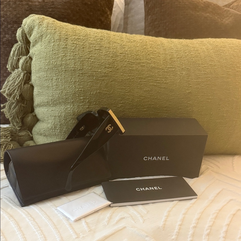 CHANEL Black Sunglasses with Gold Accent!
